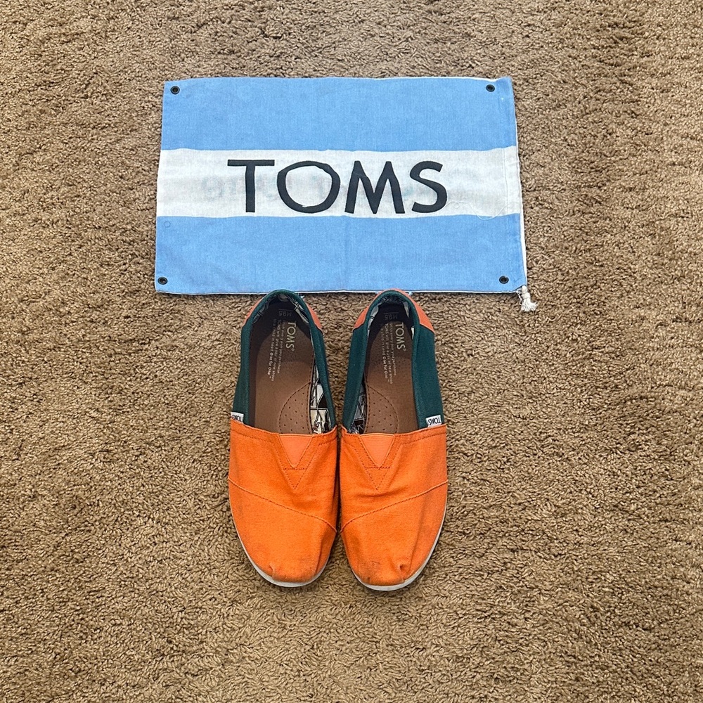 TOMS Vibrant Orange and Green Moccasins